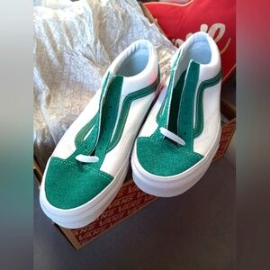 Mens vans classic sport size 9.5
